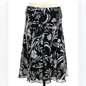 NWT Chaps 100% Polyester Floral Motif Black Casual Lined Skirt Size S 🌸
